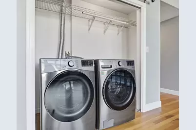 219 Central Street #2B, Lowell, MA 01852 - Photo 9