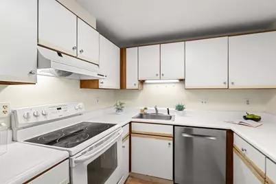 1 Watermill Pl #121, Arlington, MA 02476 - Photo 13