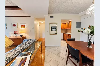 57 Broadlawn Park #3A, Boston, MA 02467 - Photo 11
