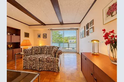 57 Broadlawn Park #3A, Boston, MA 02467 - Photo 5