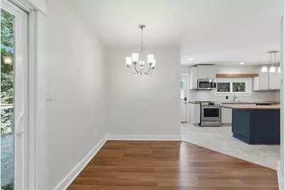 7 Athens St, Auburn, MA 01510 - Photo 9