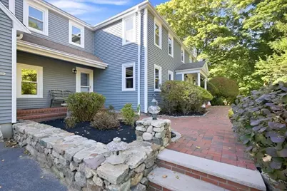 113 Chief Justice Cushing Highway, Scituate, MA 02066 - Photo 3