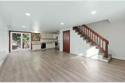 5A Warwick St #1, Auburn, MA 01501 - Photo 7