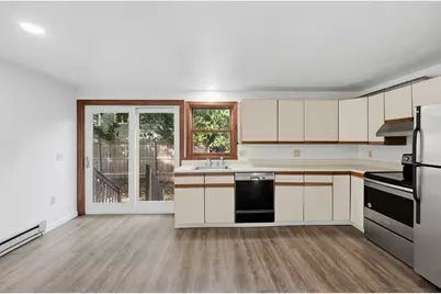 5A Warwick St #1, Auburn, MA 01501 - Photo 3