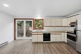 5A Warwick St, Auburn, MA 01501 - Photo 3