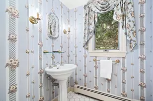 296 Linden St, Wellesley, MA 02481 - Photo 15