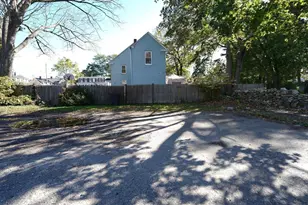 252 Somerset Ave, Taunton, MA 02780 - Photo 23