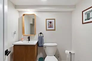 39 Essex St, Boston, MA 02129 - Photo 19