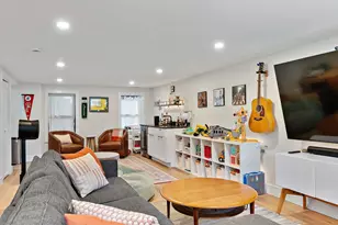 39 Essex St, Boston, MA 02129 - Photo 17