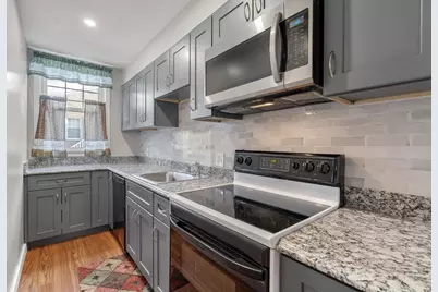 134 Commonwealth Ave, Worcester, MA 01604 - Photo 3