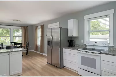 18 Elmwood St, Wareham, MA 02571 - Photo 13