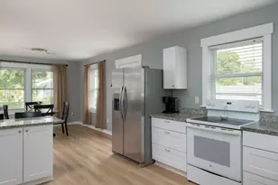 18 Elmwood St, Wareham, MA 02571 - Photo 13