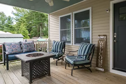18 Elmwood St, Wareham, MA 02571 - Photo 5