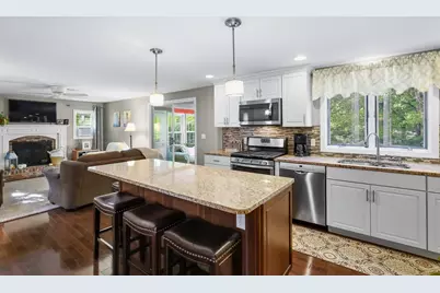 14 Oak Cir, Holden, MA 01520 - Photo 15