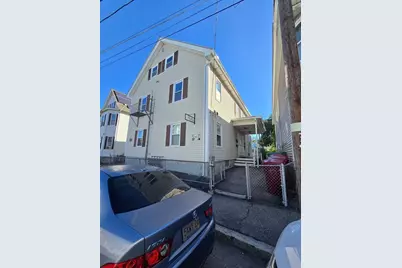 32 Agawam St #2, Lowell, MA 01852 - Photo 11