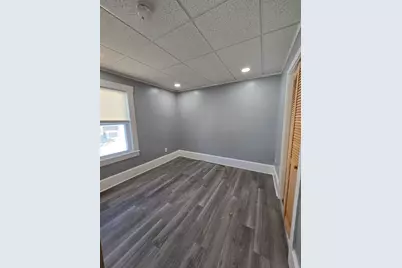 32 Agawam St #2, Lowell, MA 01852 - Photo 3