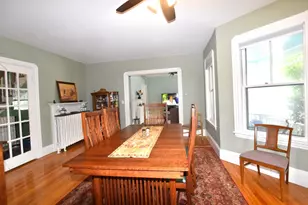 10 Holly St, Watertown, MA 02472 - Photo 7