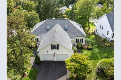 30 William Onthank Ln #30, Southborough, MA 01772 - Photo 3