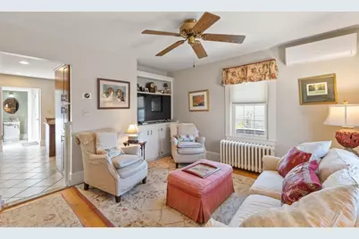 37 Hartz St, Gloucester, MA 01930 - Photo 15