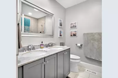 794 E 7th St #L, Boston, MA 02127 - Photo 11