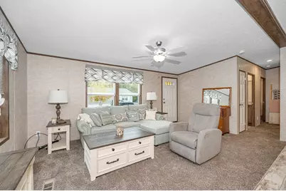 41 B St, Seabrook, NH 03874 - Photo 15