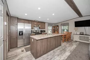 41 B St, Seabrook, NH 03874 - Photo 7