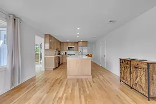 79 Chilmark St, Worcester, MA 01604 - Photo 5
