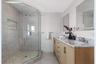 83 Kenmere #2, Medford, MA 02155 - Photo 19