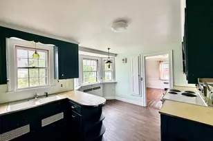 11 Benz St, Springfield, MA 01118 - Photo 3