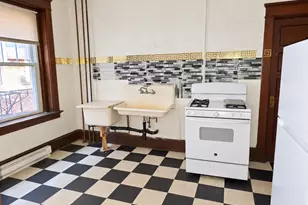 11 Conway St, Greenfield, MA 01301 - Photo 1