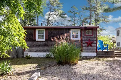 33 Central Ave, Plymouth, MA 02360 - Photo 3