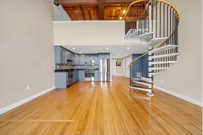 10 Kearney Sq #307, Lowell, MA 01852 - Photo 3
