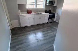 436 Pleasant St, Brockton, MA 02301 - Photo 1