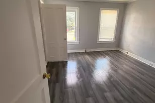 436 Pleasant St, Brockton, MA 02301 - Photo 5