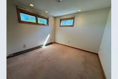 50 Van Horn St, Chicopee, MA 01013 - Photo 17