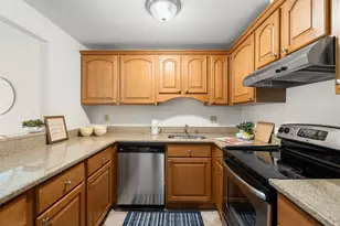 1 Watermill Pl, Arlington, MA 02476 - Photo 15