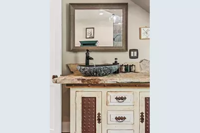 1 Wesleyan St, Shrewsbury, MA 01545 - Photo 27