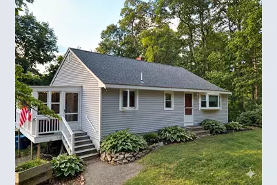 2 Grandview Dr, Plymouth, MA 02360 - Photo 1