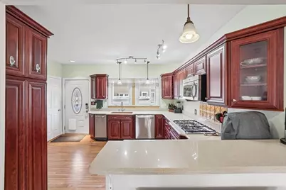 307 S Main Street, Attleboro, MA 02703 - Photo 9