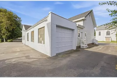 6 Clinton Ave, Westfield, MA 01085 - Photo 5
