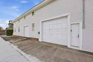 6 Clinton Ave, Westfield, MA 01085 - Photo 3