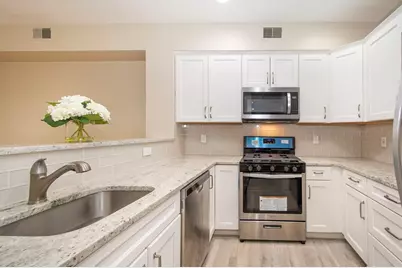 365 Tilden Commons Ln #365, Braintree, MA 02184 - Photo 7