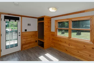 3 Field St, Southwick, MA 01077 - Photo 5