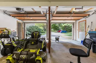 609 Oxford St S, Auburn, MA 01501 - Photo 33
