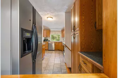 609 Oxford St  S, Auburn, MA 01501 - Photo 9