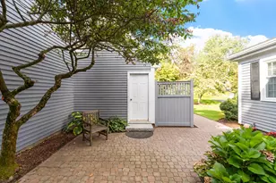 41 Mitchell Grant Way, Bedford, MA 01730 - Photo 33