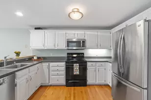 41 Mitchell Grant Way, Bedford, MA 01730 - Photo 11