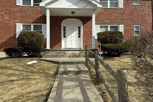 123 Litchfield Pines Dr, Leominster, MA 01453 - Photo 1