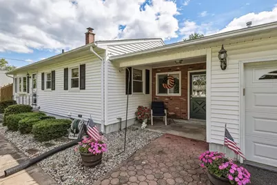 15 Somerset St, East Longmeadow, MA 01028 - Photo 11