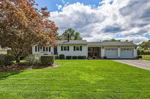 15 Somerset St, East Longmeadow, MA 01028 - Photo 1